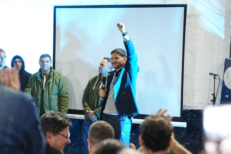 Maximiliano Pullaro en el acto de Unidos en Rosario.