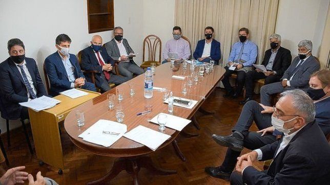 el tren bala de los fiscales choco contra la pared de los senadores