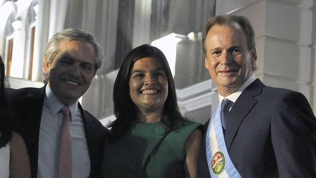 la primera dama entrerriana levanta el perfil y desata especulaciones