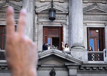 El Círculo Rojo, en alerta por si el ruido empresario de CFK alcanza a Massa