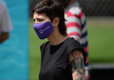 De eso no se habla: Mayra Mendoza patea la discusión por la reelección