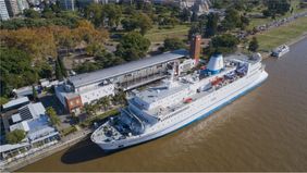 Privatización de la hidrovía: Javier Milei logra apoyo de la principal asociación de cruceros