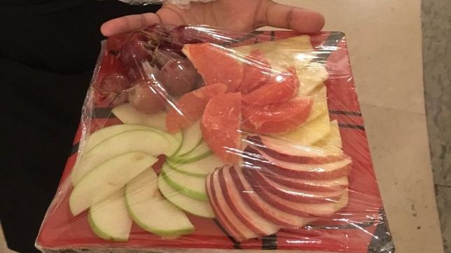 horacio futbolero, el club de la aceituna y la picada de frutas