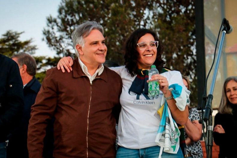 Mart&iacute;n Llaryora y Gina Grazziano, la intendenta electa de Reducci&oacute;n
