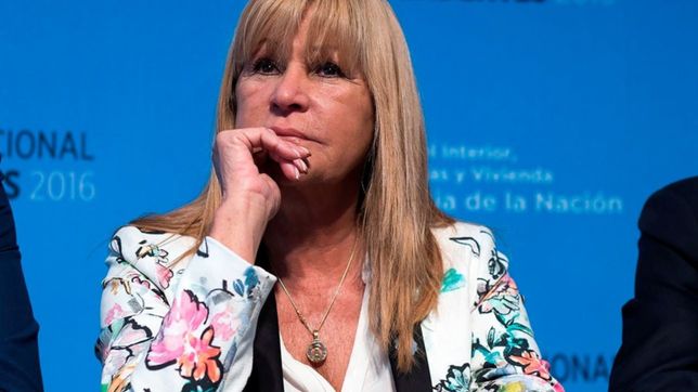 aida ayala resiste: ?ahora no voy a renunciar al congreso?