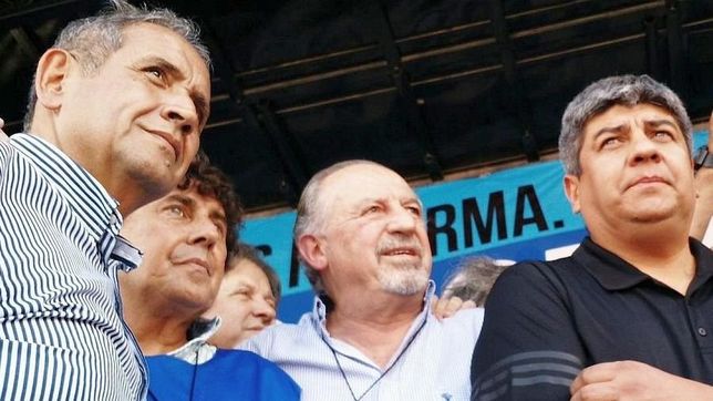 con lideres sindicales y el pj, moyano va por otra foto de unidad en la plata