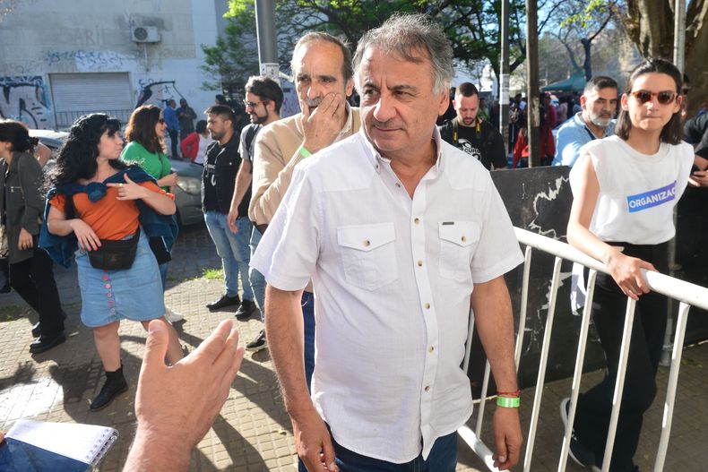 Máximo Kirchner en La Plata - Atenas 8.JPG