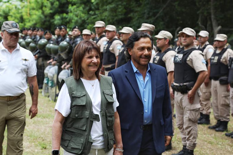 Patricia Bullrich y el gobernador Gustavo Sáenz
