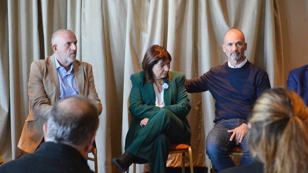 Patricia Bullrich en San Carlos de Bariloche. Reunió a figuras del PRO y La Libertad Avanza de Río Negro.