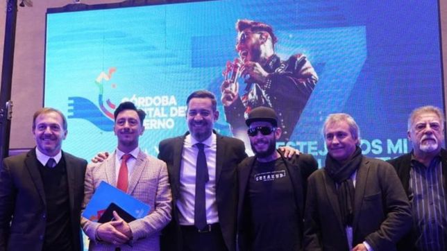 el cuartetazo triste del peronismo cordobes pone a la defensiva a llaryora