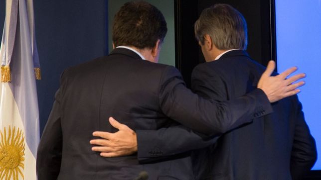 caputo pone a prueba en el ?supermartes? su plan de maximo riesgo