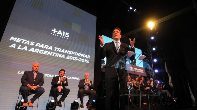 massa se jugo a sacarle pantalla a scioli: lo paso canal 26 y tn, un flash