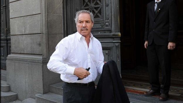 Solá calificó a Bullrich como “una experta continental en represión”