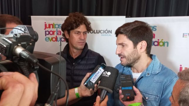 ?ni ceos ni chantas?: fiesta radical de lousteau con dardos al interior de jxc