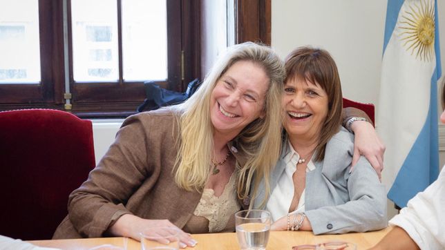 Karina Milei y Patricia Bullrich aterrizan en Santa Fe para reforzar la campaña de La Libertad Avanza