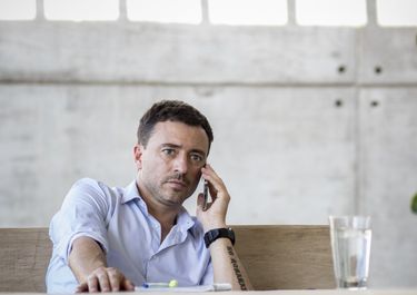 Rodrigo de Loredo, uno de los dueños de la lapicera de la UCR Córdoba, deberá levantar el teléfono para buscar consenso.