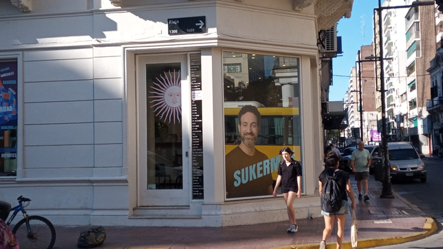 Sukerman inauguró un local propio en pleno centro de Rosario.