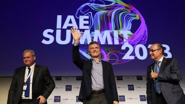 macri: es importante una competencia clara entre operadores telefonicos