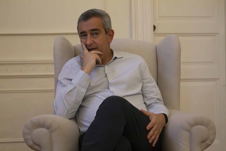 Pablo Javkin advierte por la industria mientras el consumo sigue en rojo en Rosario