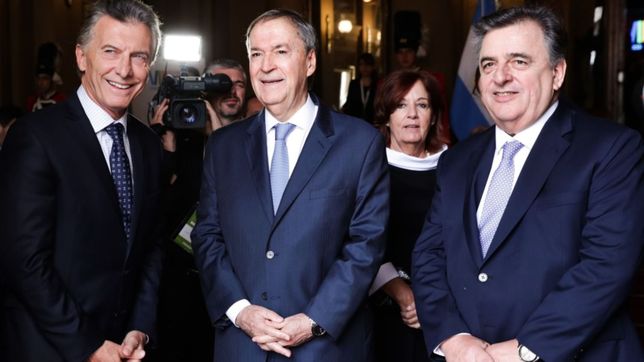 el doble pronostico que complica el dia despues de macri en cordoba