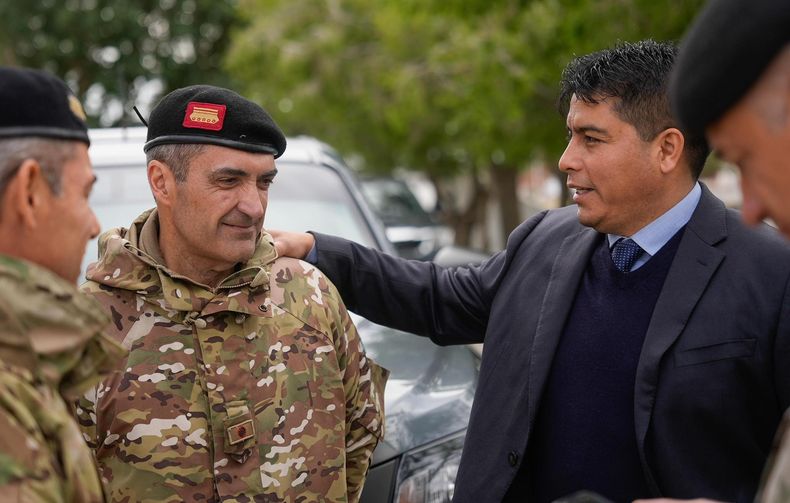 Gustavo Sívori y el gobernador de Santa Cruz, Claudio Vidal