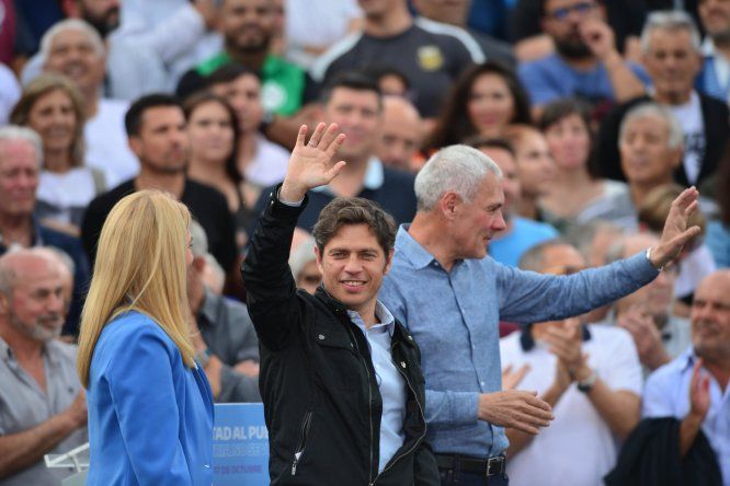 Axel Kicillof en Berisso, por el 17 de octubre.