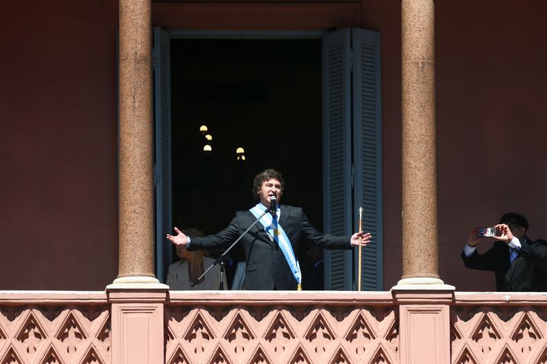 Javier Milei el día de su asunción Noticias Argentinas Javier Milei el día de su asunción Noticias Argentinas