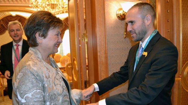 la tarea para el hogar que impone la negociacion con el fondo bueno