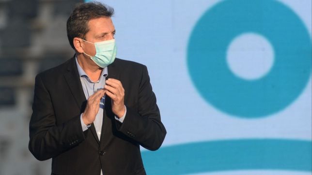 massa tambien juega en la primera, su pago chico
