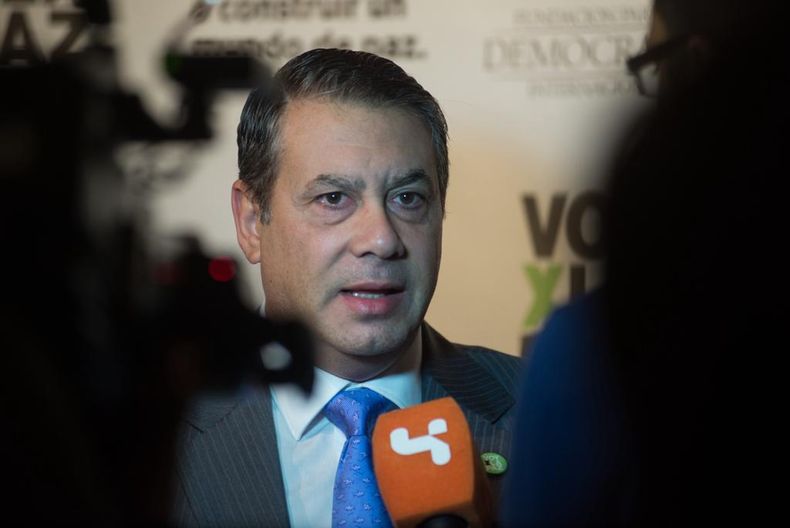 Guillermo Whpei afirma que el papa Francisco perdonó a Javier Milei.