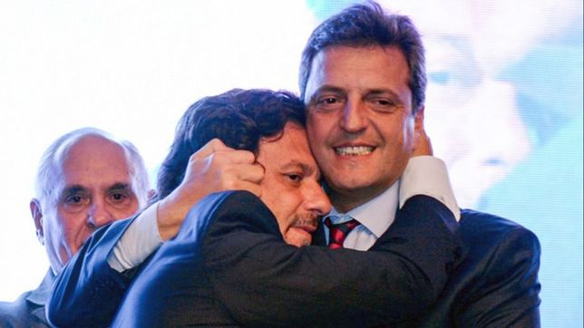 jalil y saenz cuelan dos soldados en la tropa energetica de massa