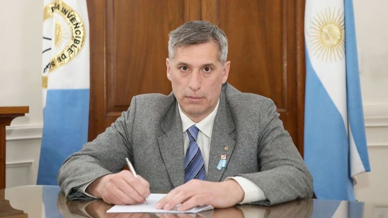 El ministro de Econom&iacute;a de Santa Fe, Pablo Olivares