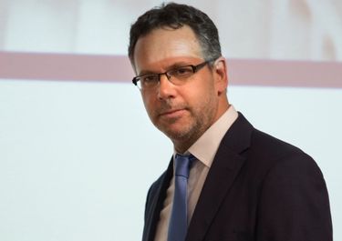 Sandleris extenderá a 2019 la vigencia de la banda de flotación cambiaria