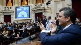 Presupuesto aprobado, pero Massa perdió con la oposición dos batallas de alto rating