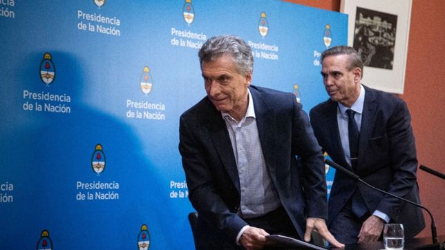espalda con espalda: macri y pena, solos contra el mundo