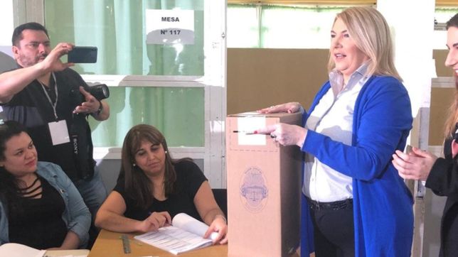 tierra del fuego vota con luz y en medio de denuncias