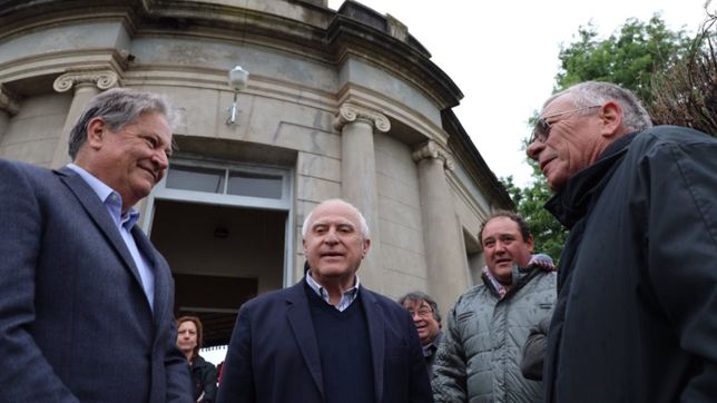 santa fe: la ucr desafia al socialismo y le abre los brazos al pro