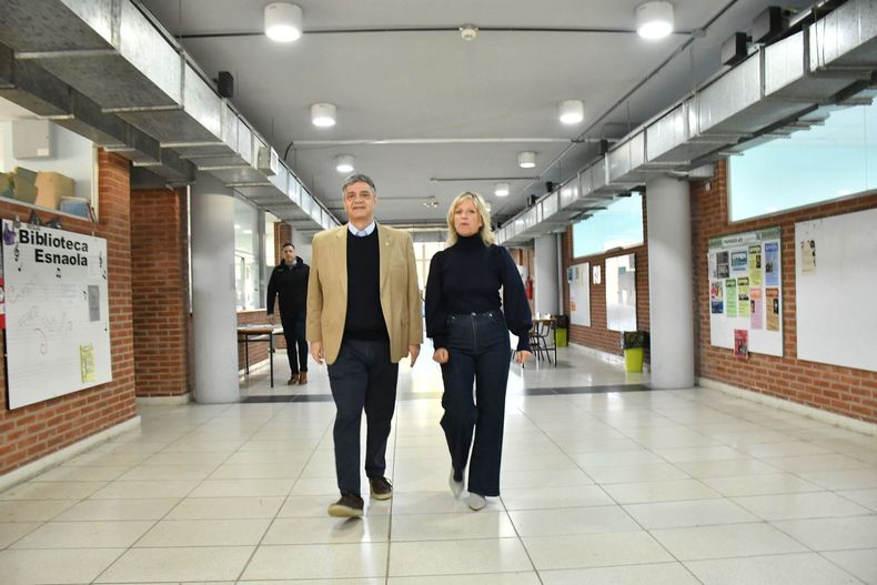 Jorge Macri presentó cambios en la escuela secundaria