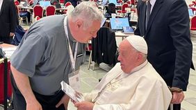 El nuevo jefe de la Iglesia que no calla ante las políticas de Javier Milei
