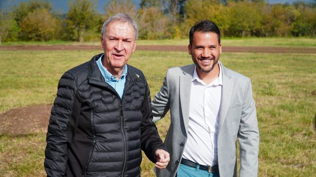 Marcos Torres con Juan Schiaretti.