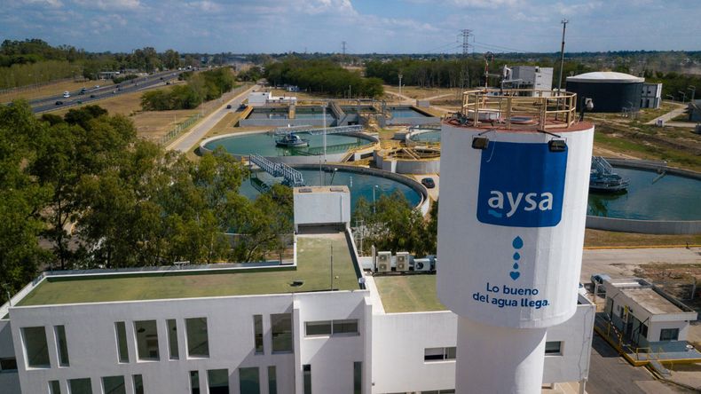 La privatización de AySA en la era Javier Milei