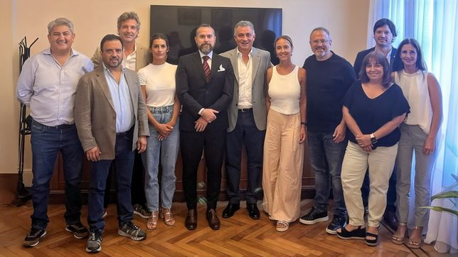 Fuga de dirigentes del PRO hacia La Libertad Avanza