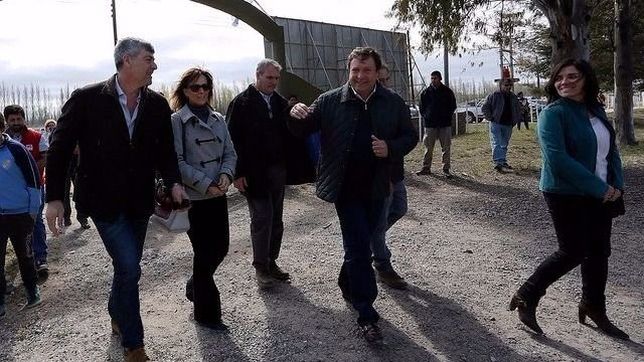 buryaile paso por rio negro y volvio a descalificar los planteos del pampeano verna