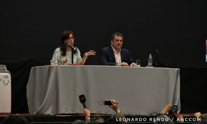 CFK Ferro Contracumbre CFK Ferro Contracumbre