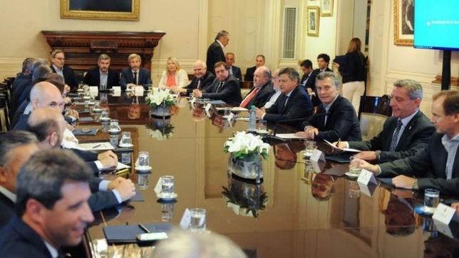 macri recibe a los gobernadores para negociar el presupuesto 2019