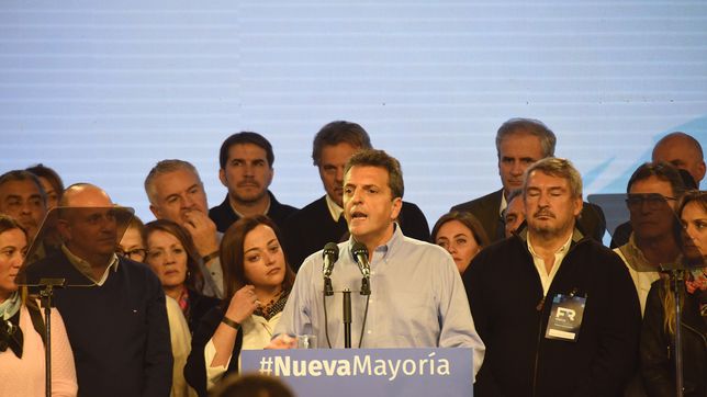 massa reune a una tropa bonaerense ansiosa con el lanzamiento de su candidatura massa reune a una tropa bonaerense ansiosa con el lanzamiento de su candidatura