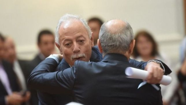 rosca en la sexta: moreno repite, massa pierde y se pica abajo