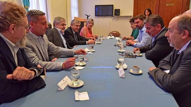 das neves busca dialogo con la oposicion y marca la agenda petrolera como eje