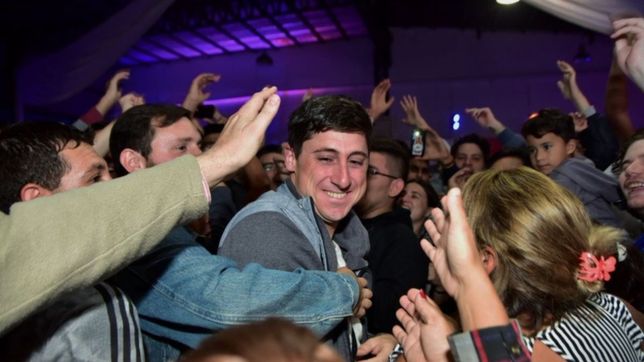 cumbia, el white stripes jaton, el llanto de paco, birra y pizzetas