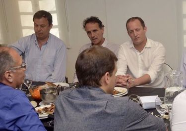 División de municipios: intendentes del PJ discuten una estrategia común
